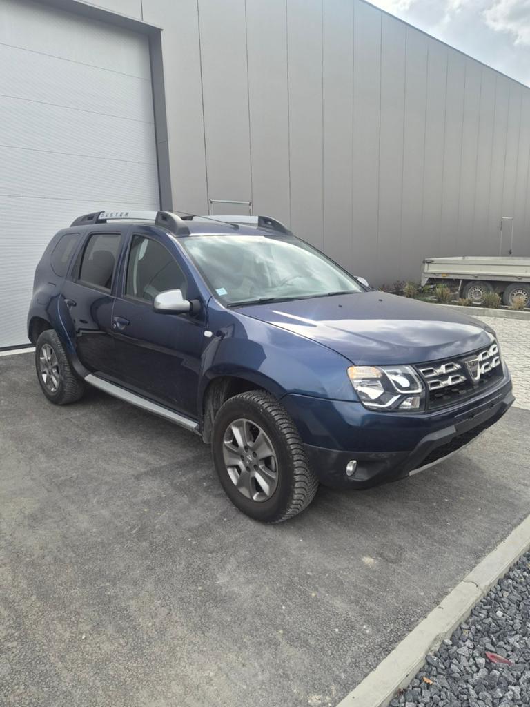 DACIA DUSTER 1.5 DCI BOÎTE AUTO EDC6 110 CV BLACK TOUCH 2018, Autos, Achat, Duster, Carnet d'entretien, Particulier