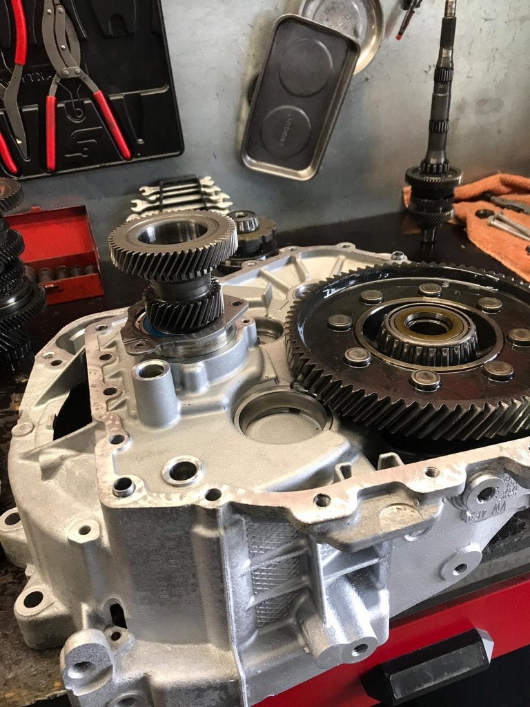Suzuki Swift versnellingsbak revisie! VANAF 350!