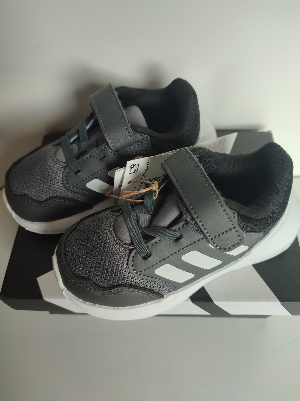 Adidas basket bébé point. 23.5, Adidas, Overige typen, Nieuw, Ophalen of Verzenden