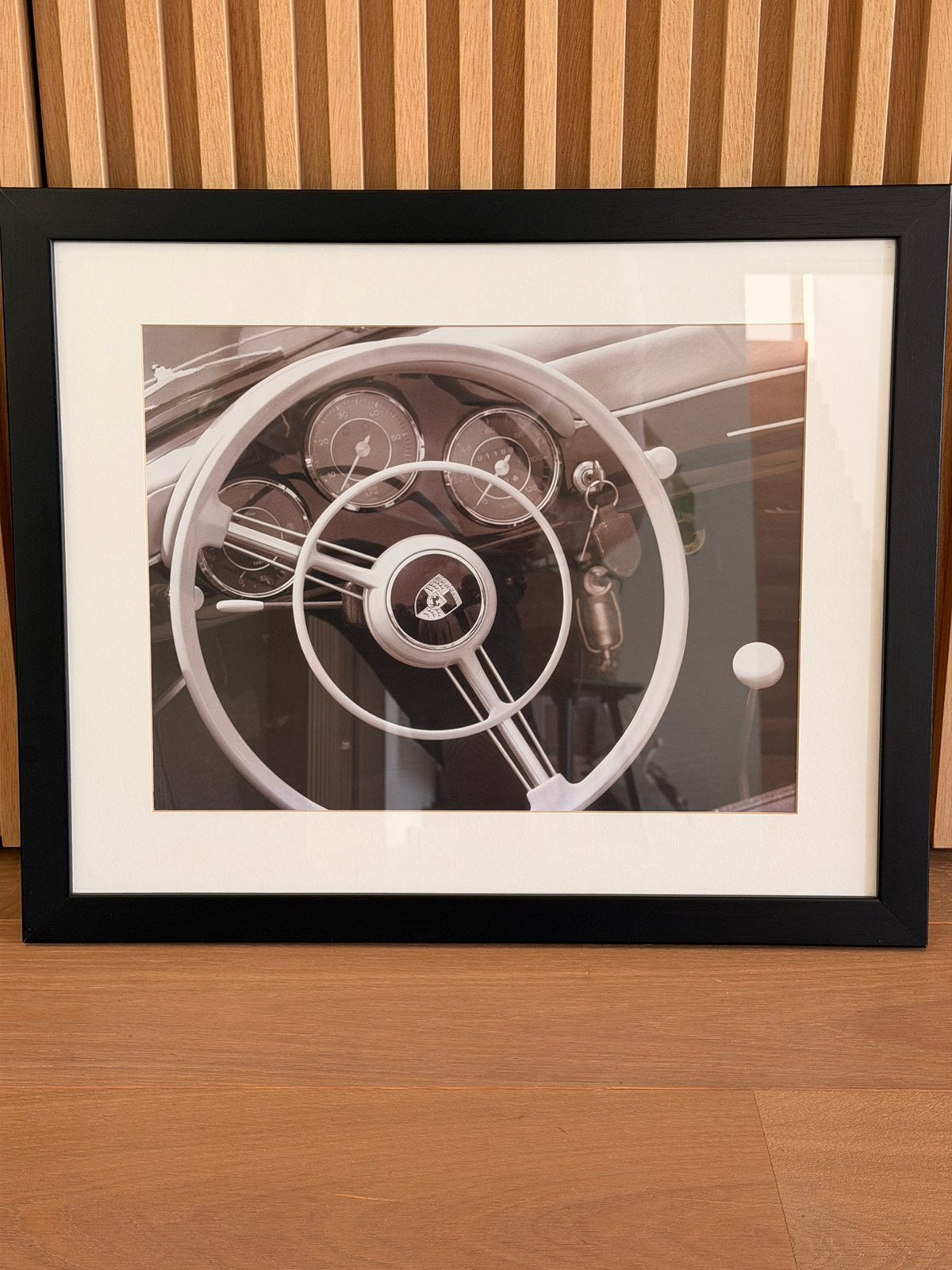 Porsche 356 fotoprint in kader – 55 x 45 cm, Ophalen of Verzenden, Zo goed als nieuw, Wit