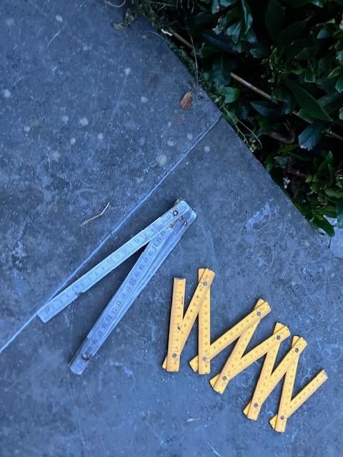 VINTAGE DUIMSTOK PLOOIMETER VOUWMETER 1 METER LE CYGNE, Antiquités & Art, Antiquités | Outils & Instruments, Enlèvement ou Envoi