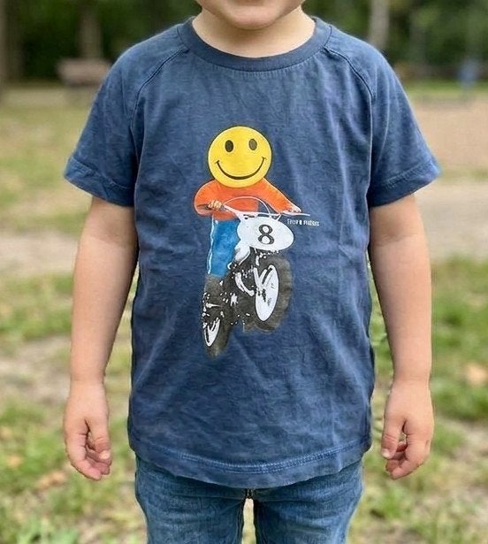Blauw Filou & Friends t-shirt Smiley Motor – Maat 98 (3j), Enfants & Bébés, Garçon, Enlèvement ou Envoi, Chemise ou À manches longues
