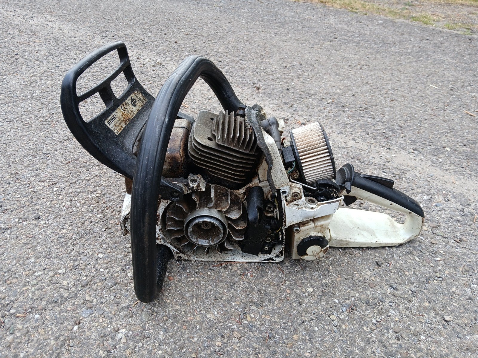 Stihl MS 261 C voor onderdelen, Ophalen