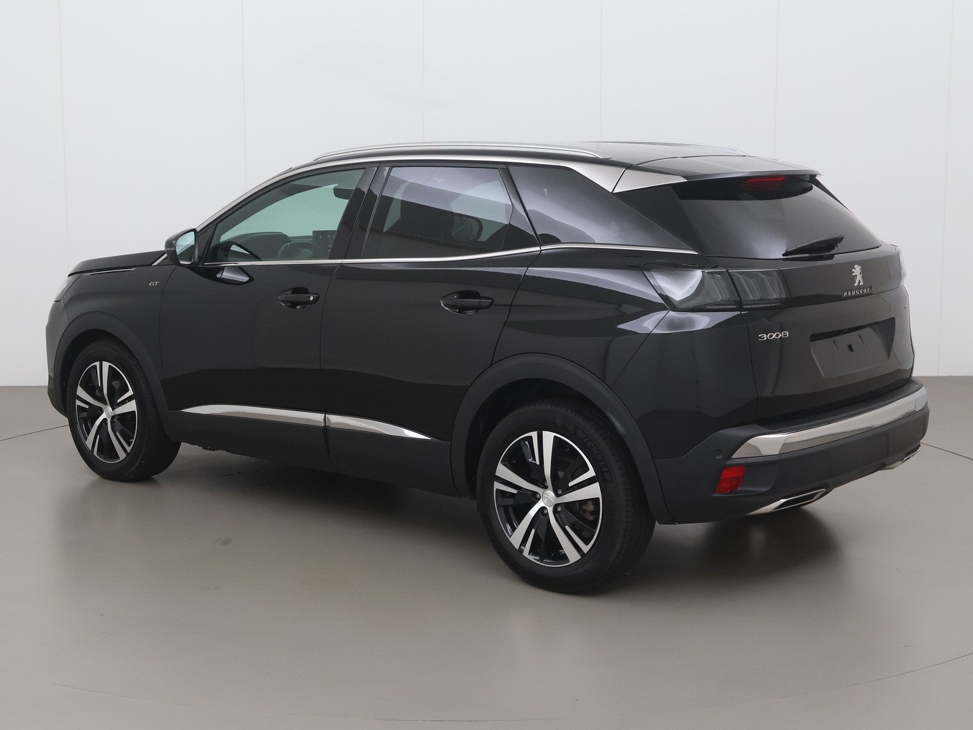 Peugeot 3008 puretech gt 130 AT, Automaat, Elektrische buitenspiegels, Zwart, Bedrijf