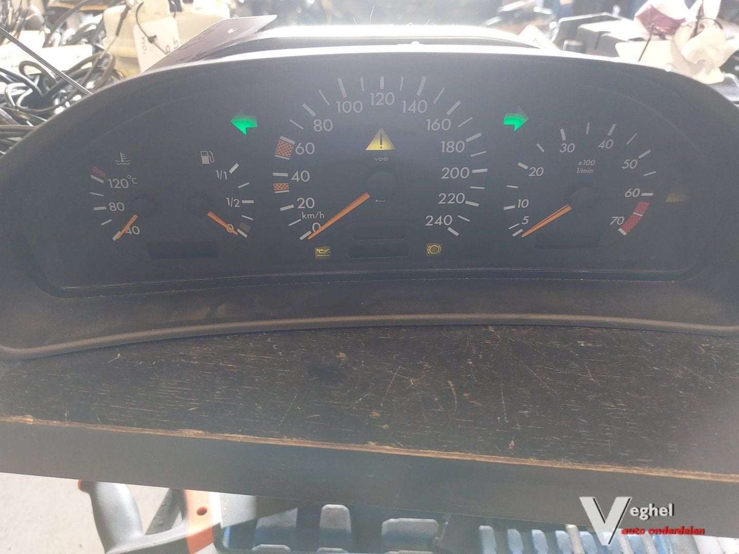 CLK km tellerklok automaat 2.0 benzine '98, Gebruikt, -, -, Ophalen of Verzenden