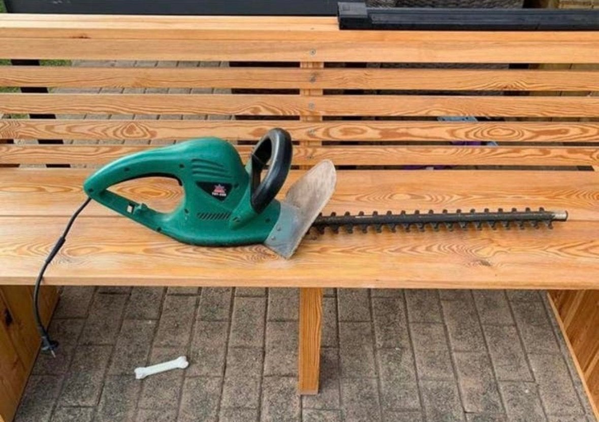 Te Koop Elektrische Heggeschaar, Ophalen, Zo goed als nieuw