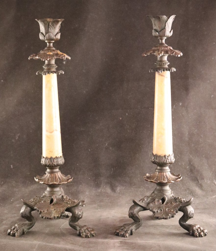 Paire de chandeliers en bronze du XIXe siècle, Enlèvement ou Envoi