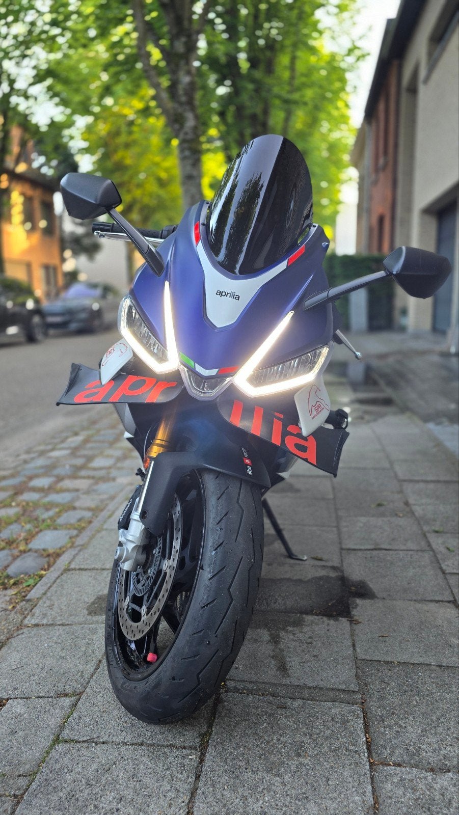 Prachtige Aprilia RS 660 (2023) – 7800km – In nieuwstaat, Motoren, 2 cilinders, Occasion, Motorrijbewijs A, 660 cc