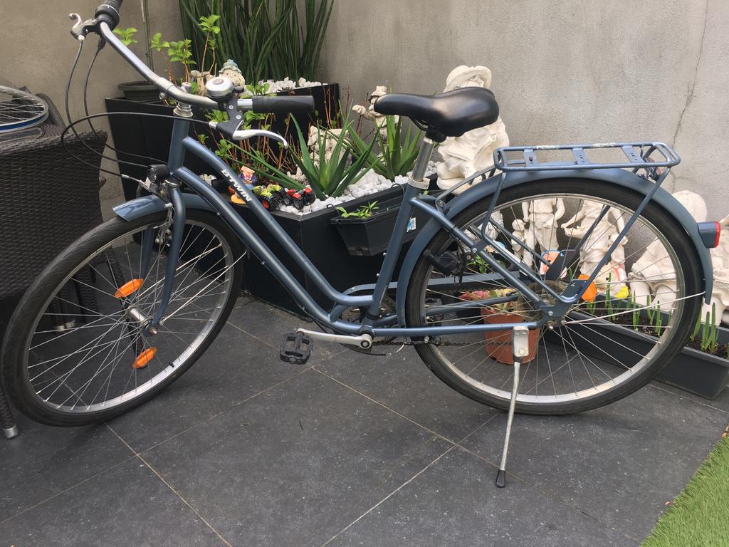 Decatlon btwin damesfiets in nieuwstaat, Ophalen, Velgrem, 47 tot 50 cm, Versnellingen