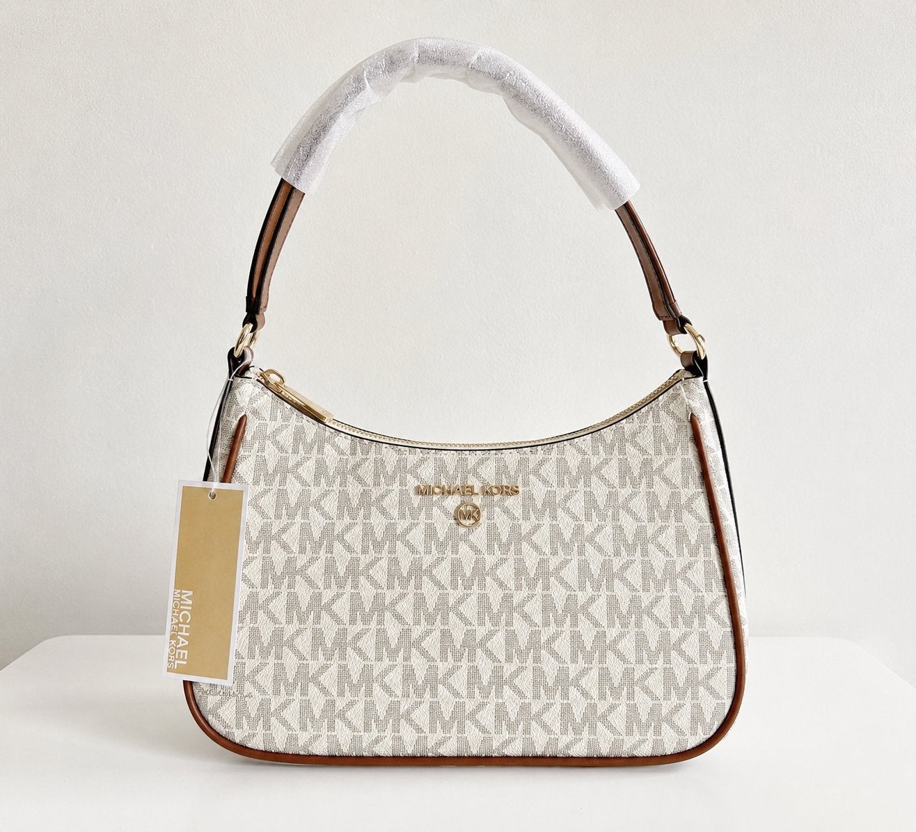 Michael Kors handtas beige/wit nieuw met prijskaartje, Handtassen en Accessoires, Tassen | Damestassen, Ophalen of Verzenden, Nieuw