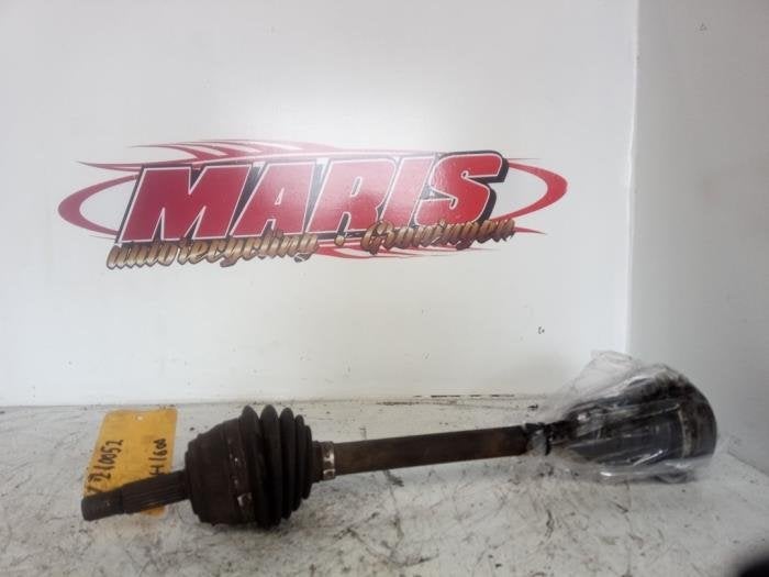 Arbre de transmission avant gauche d'un Volkswagen Golf, -, Volkswagen, -, 3 mois de garantie