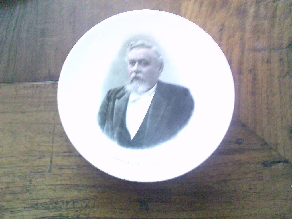 bord président falliéres sarreugemines, Ophalen