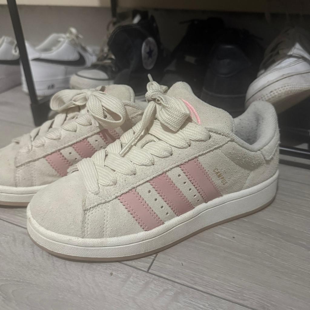 Roze adidas campus, Enlèvement, Comme neuf, Beige
