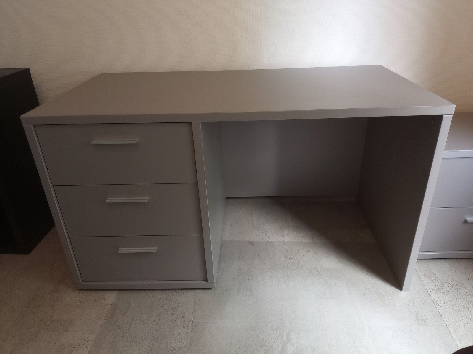 Bureau in zeer goede staat, Enlèvement, Comme neuf, 67 cm, 130 cm