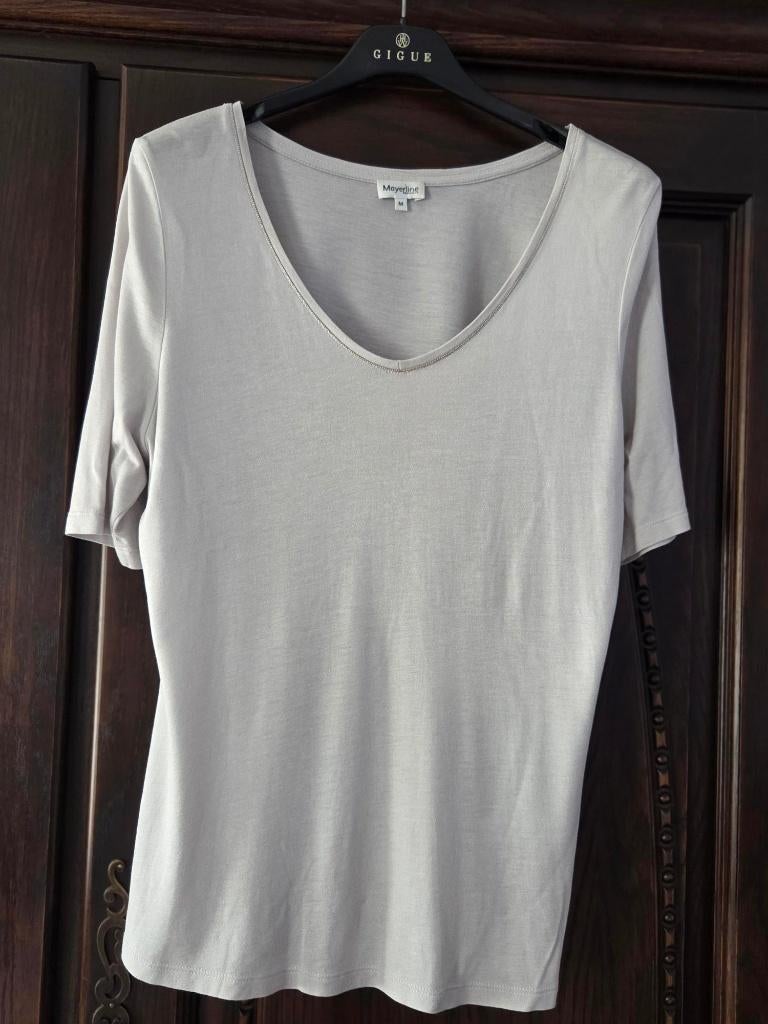 T-shirt Mayerline à col V arrondi perlé argenté/gris 40/42, Taille 38/40 (M), Gris, Comme neuf, Enlèvement