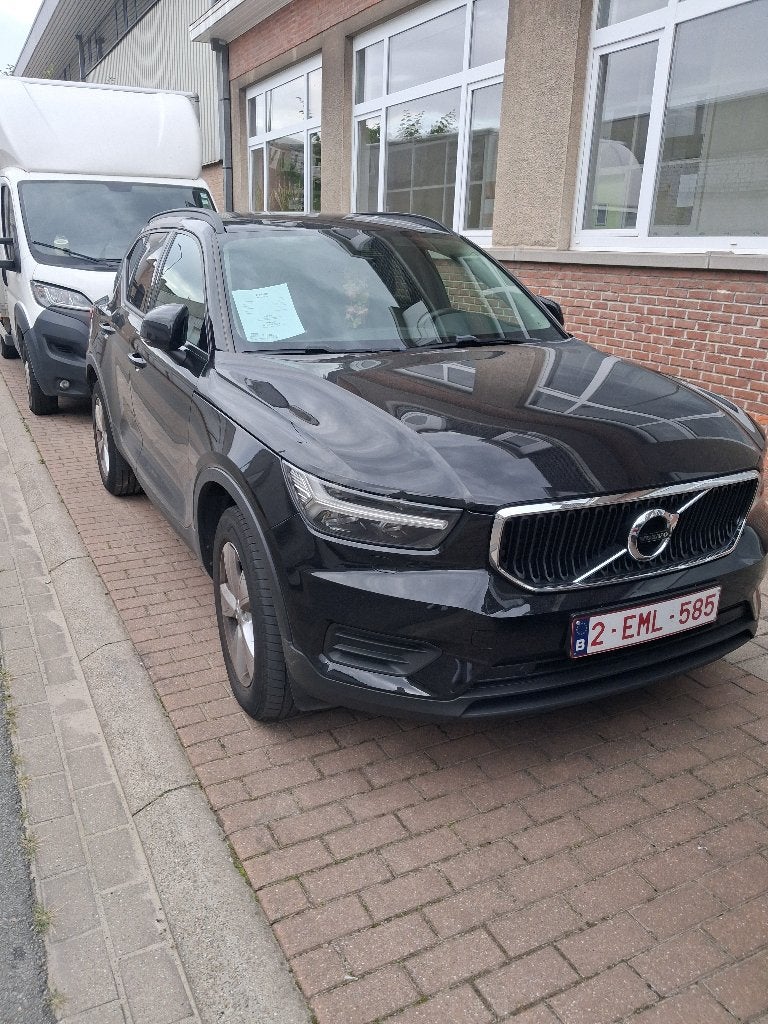 Zeer propere VOlvo xc40, Stof, Parkeerassistent, Zwart, 95 kW