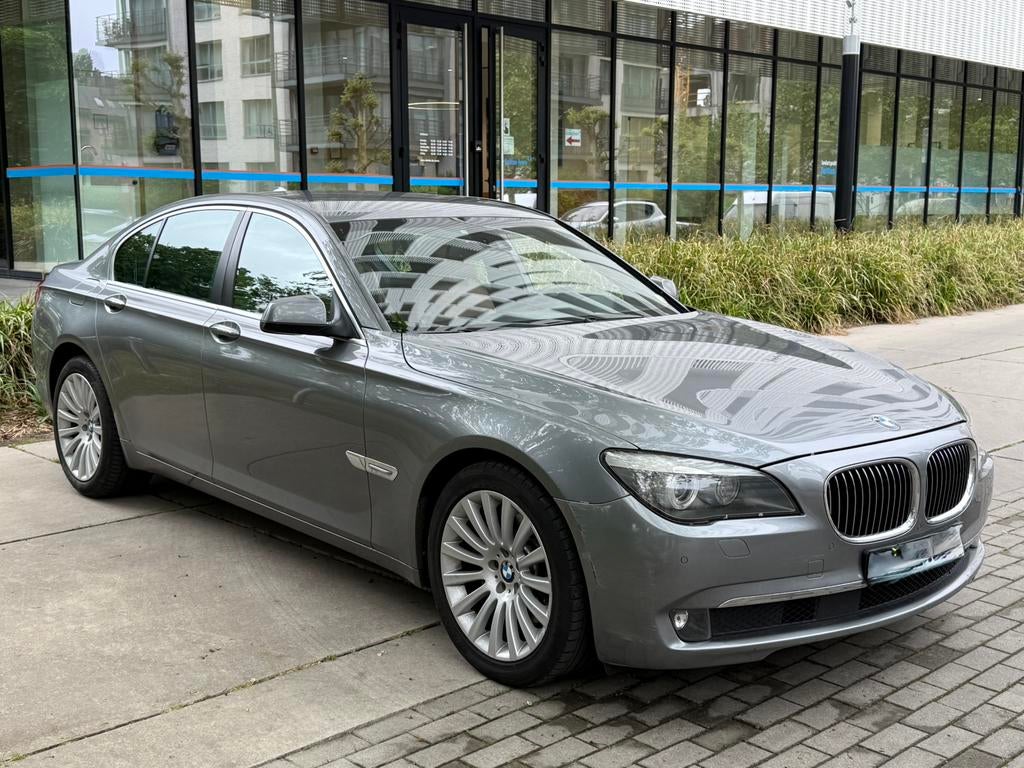 Option complète individuelle Bmw 730da xDrive30d, Autos, Euro 5, Achat, Automatique, Particulier
