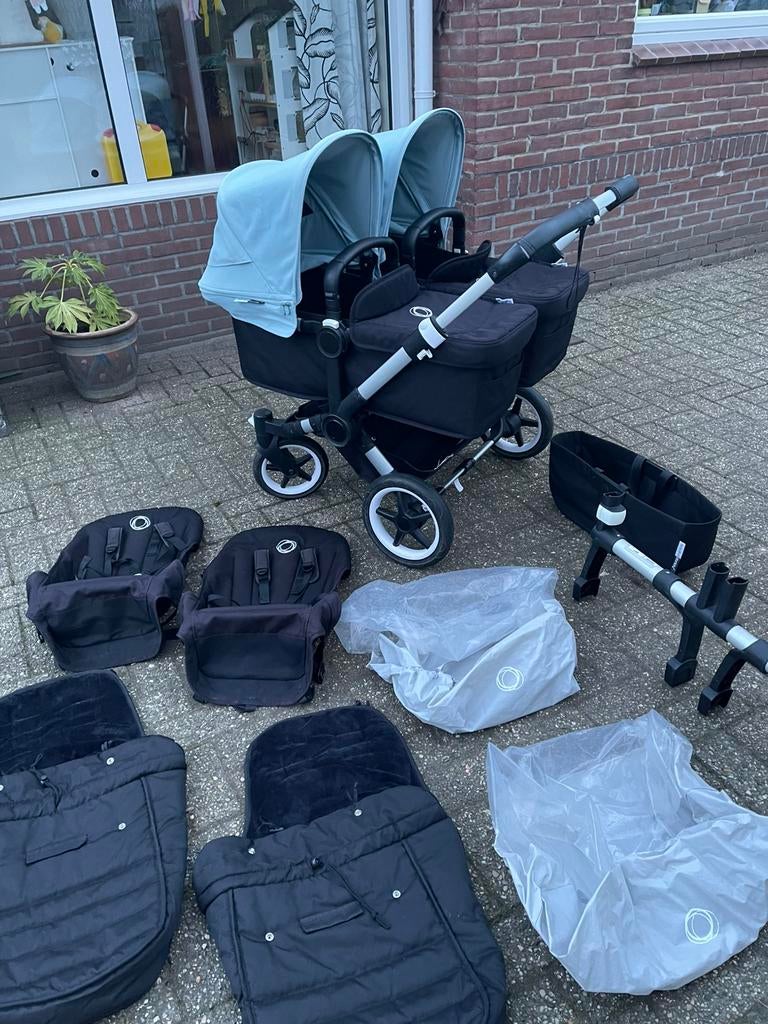 Mooie Bugaboo Donkey 3 Twin met veel accessoires, Kinderen en Baby's, Kinderwagens en Combinaties, Zo goed als nieuw, Kinderwagen