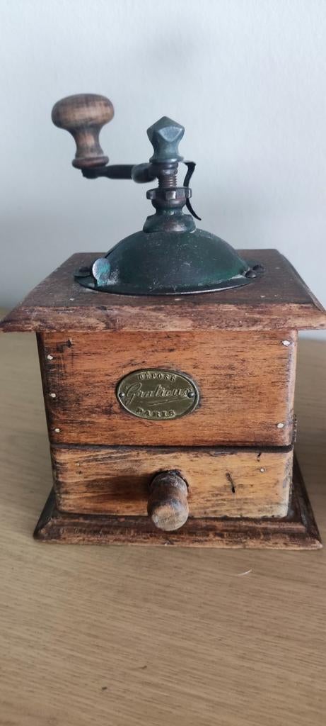 Antieke koffiemolen Gralieux Paris – houten molen met lade –, Ophalen of Verzenden