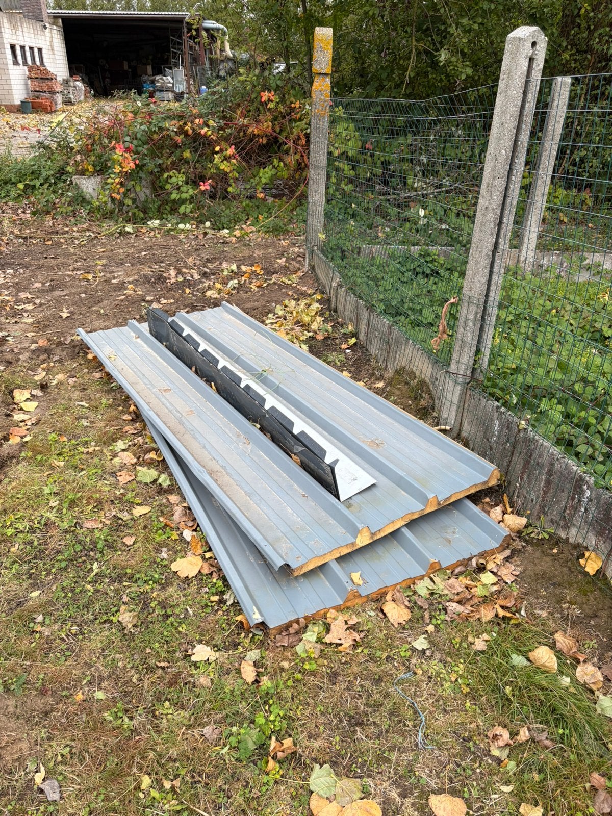 Oud ijzer, dakplaten, emmers, …, Doe-het-zelf en Bouw, Ophalen, Zo goed als nieuw, IJzer