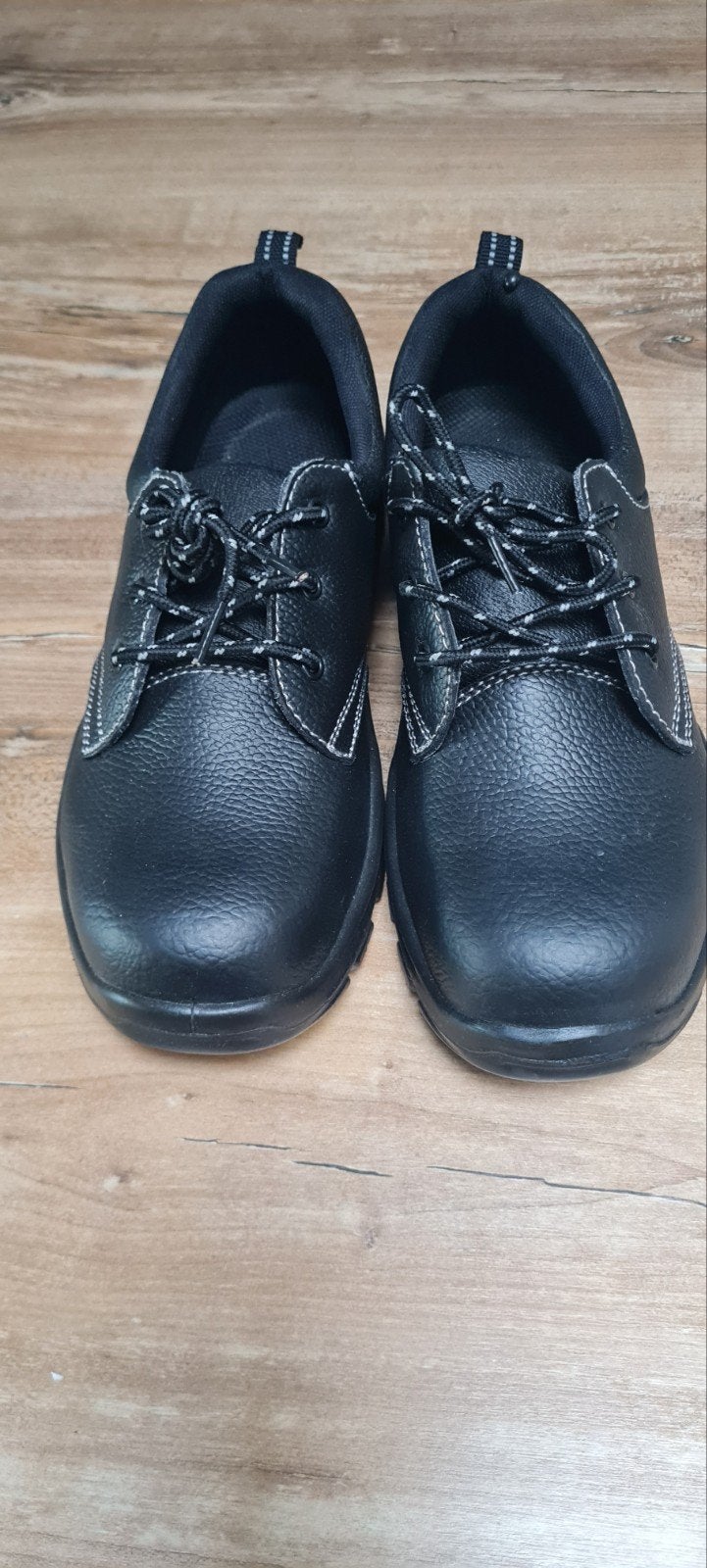 chaussures de sécurité. t 42, Bricolage & Construction, Vêtements de sécurité, Enlèvement ou Envoi, Neuf