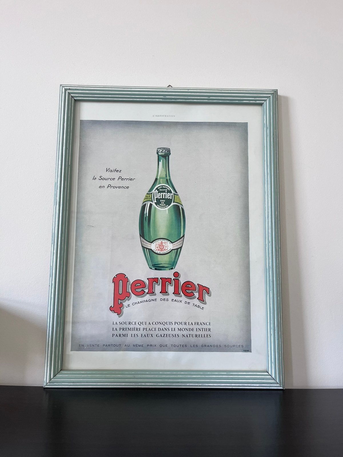 Vintage Perrier Poster – Retro Reclameprint in Frame 3141cm, Ophalen of Verzenden, Zo goed als nieuw