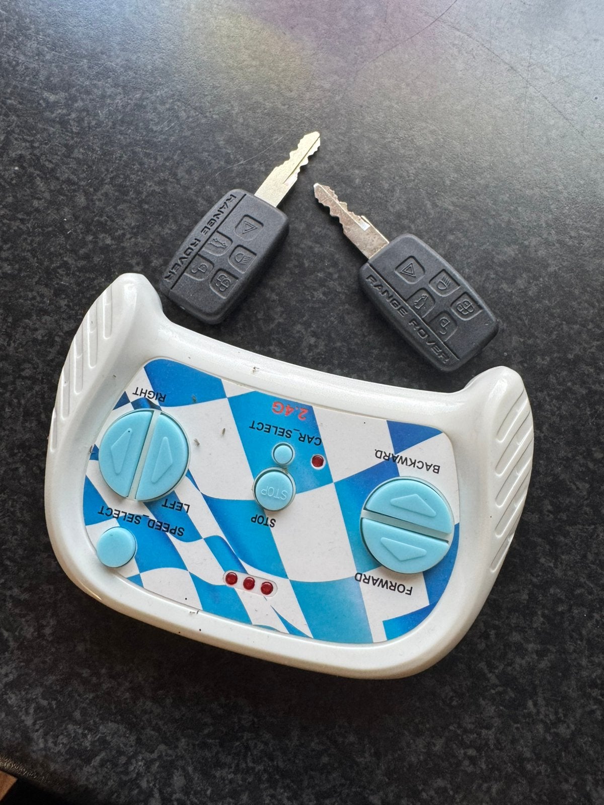 elektrische Range Rover kinderauto in het wit te koop., Ophalen, Rover