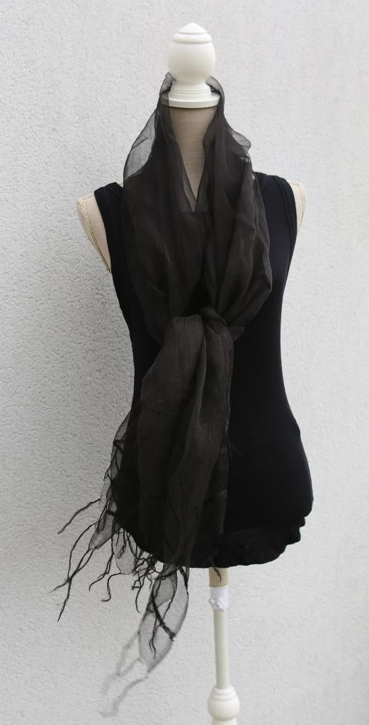 Magnifique foulard en voile / organza, Vêtements | Femmes, Bonnets, Écharpes & Gants, Neuf, Enlèvement ou Envoi