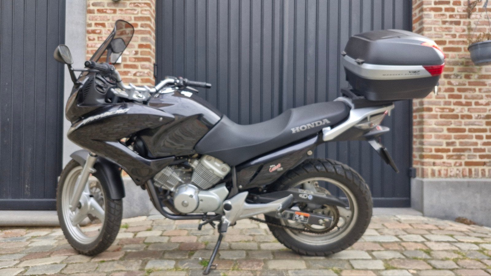 Honda Varadero XL125V 2012 13.3K km zwart, Motoren, 2 cilinders, Particulier, Toermotor