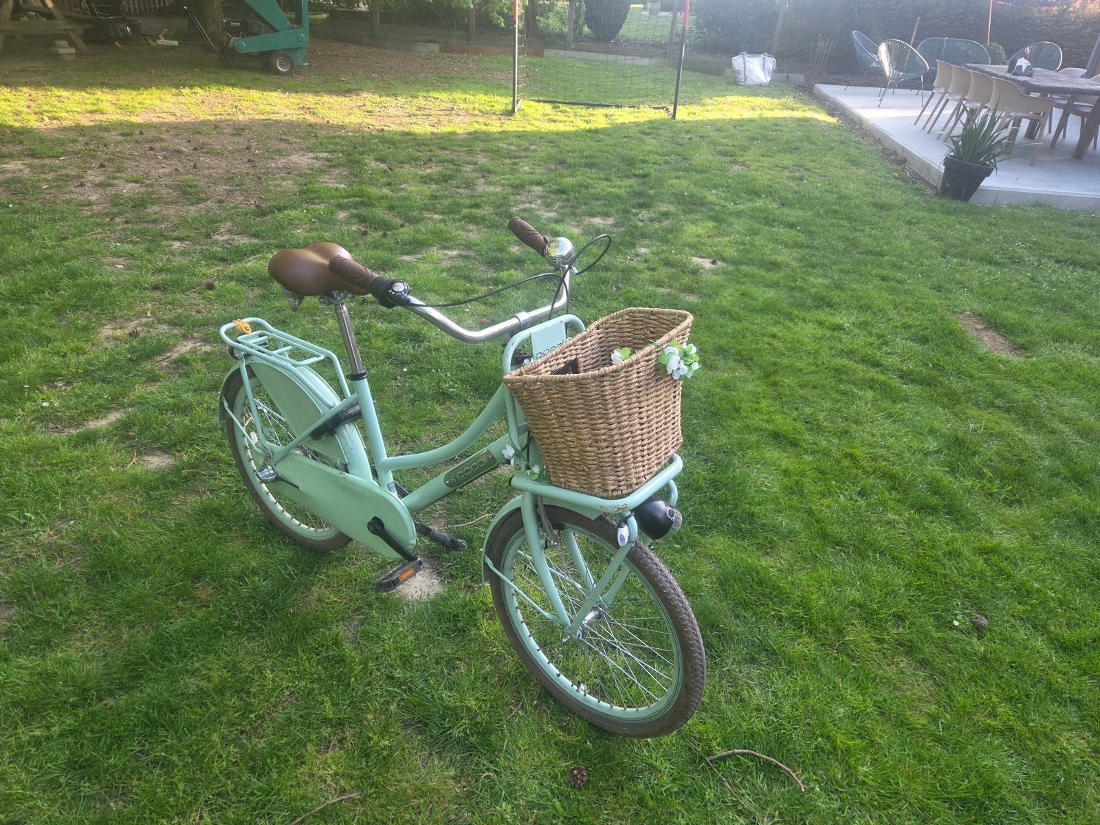 Meisjes fiets, Ophalen