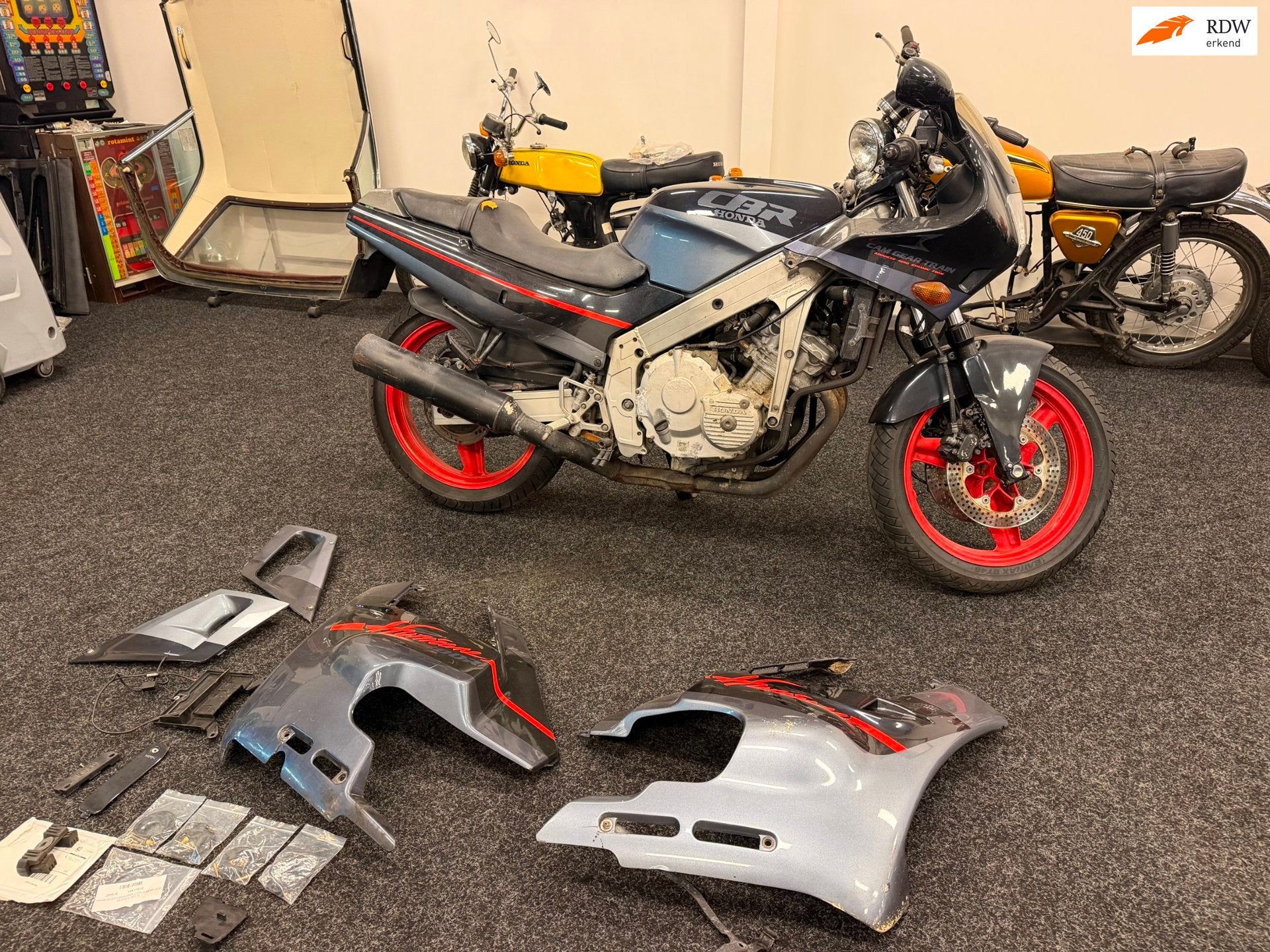 Honda CBR 400 RR NC23 MK1 hurricane v-tec een zeer gewilde v, Motoren, Gebruikt, 399 cc, Meer dan 35 kW, Overig