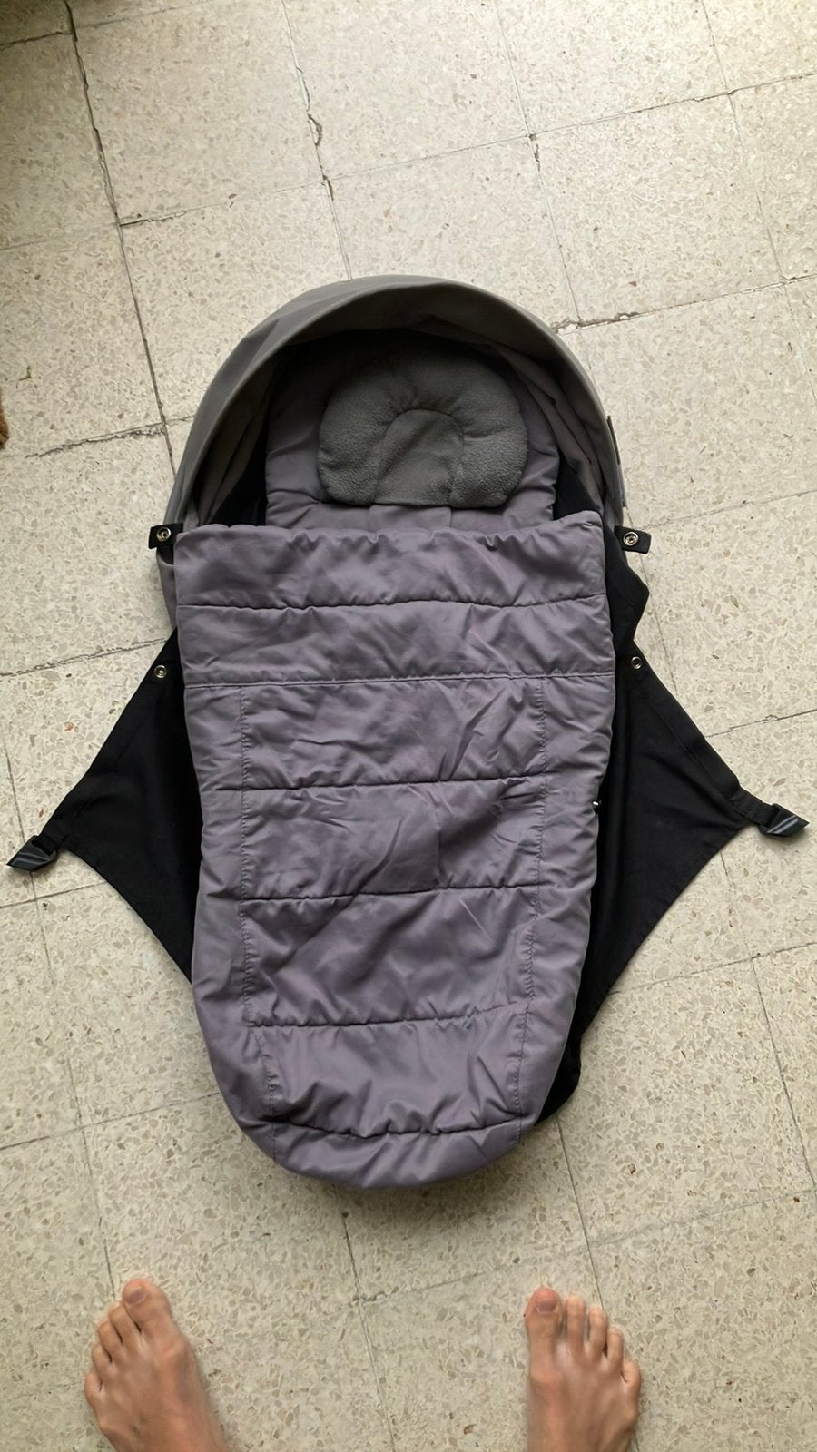 Sac à dos pour nouveau-né Yoyo 0+ gris, Enlèvement ou Envoi, Comme neuf