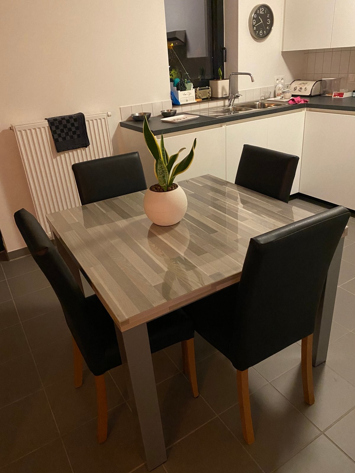 Tafel + 4 stoelen, Ophalen, Gebruikt