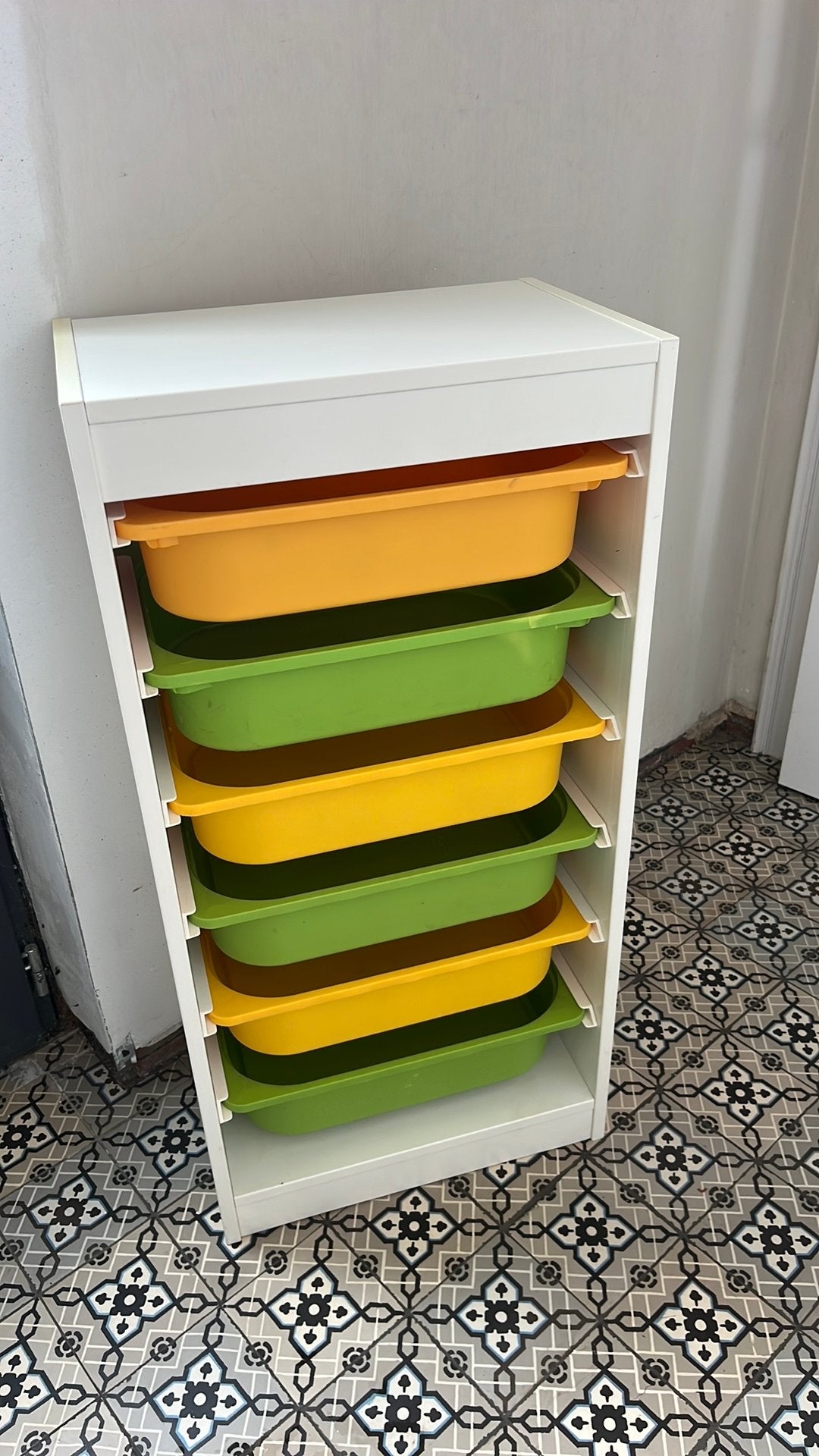 Ikea trofast opberger inclusief 6 bakken, Ophalen, 5 laden of meer, 50 tot 100 cm, Zo goed als nieuw
