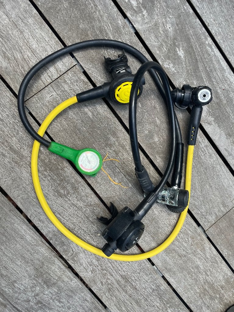 Ontspanners octopus en hoofdontspanner, manometer, .., Watersport en Boten, Duiken, Ophalen, Gebruikt, Overige typen