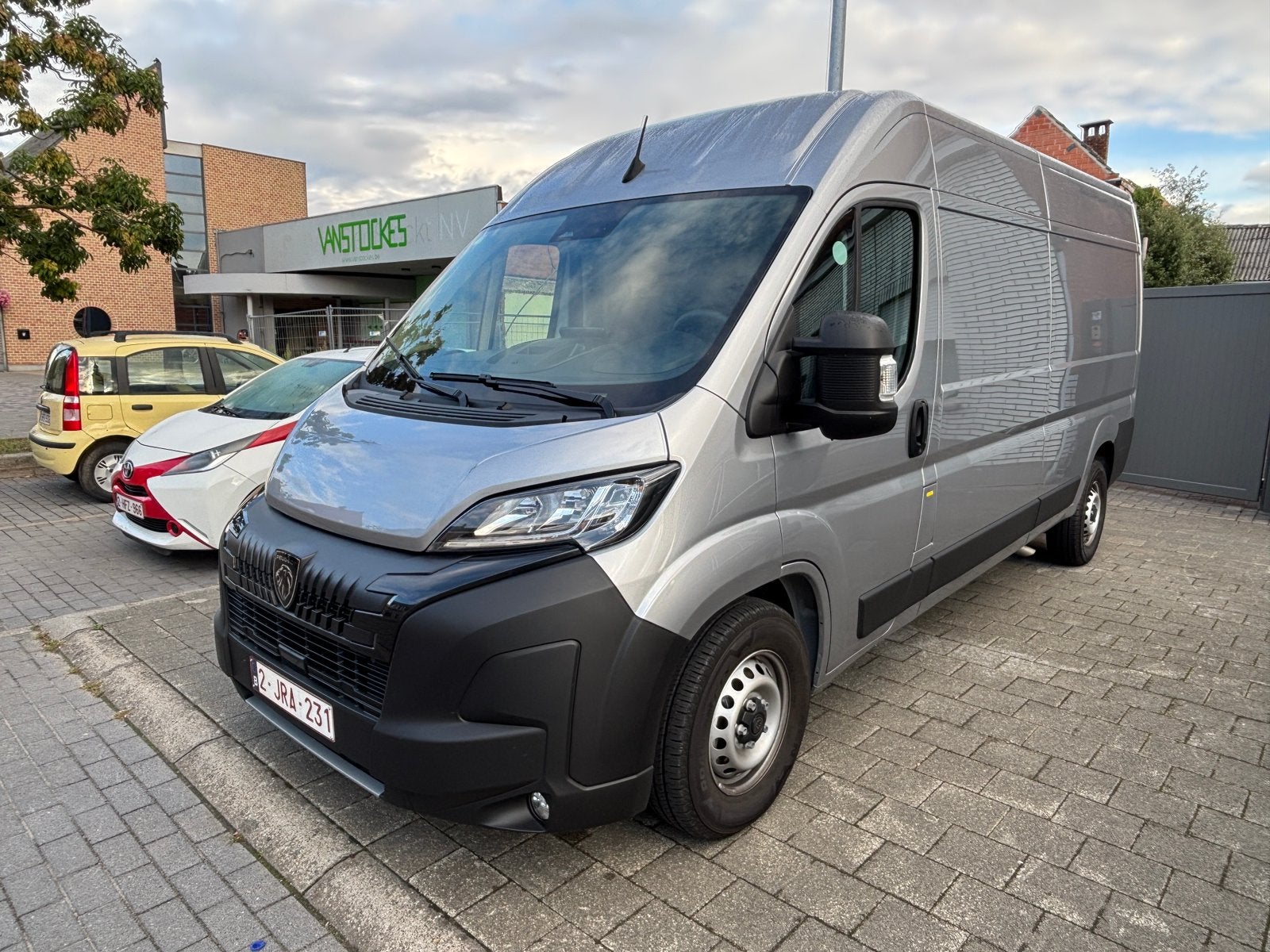 Peugeot Boxer L3H2 2025 Euro 6 Airco Camera trekhaak 3Ton, Automaat, 4 deurs, Stof, Euro 6