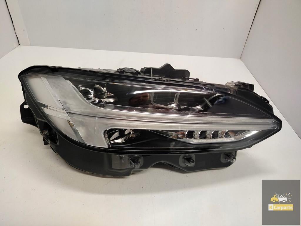 32228677, Volvo V90 S90 Full Led 2 Modules rechterlamp, Gebruikt, Gunnar Engellaus vag 8
405 31  Gothenburg, SE, Info@volvocars.com