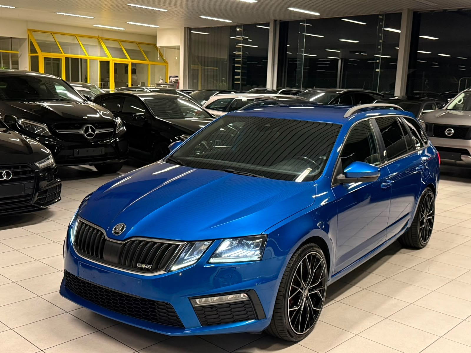Skoda Octavia RS 2.0i Essence 169kW Euro 6b, Autos, Skoda, 1442 kg, Achat, Euro 6, Entreprise