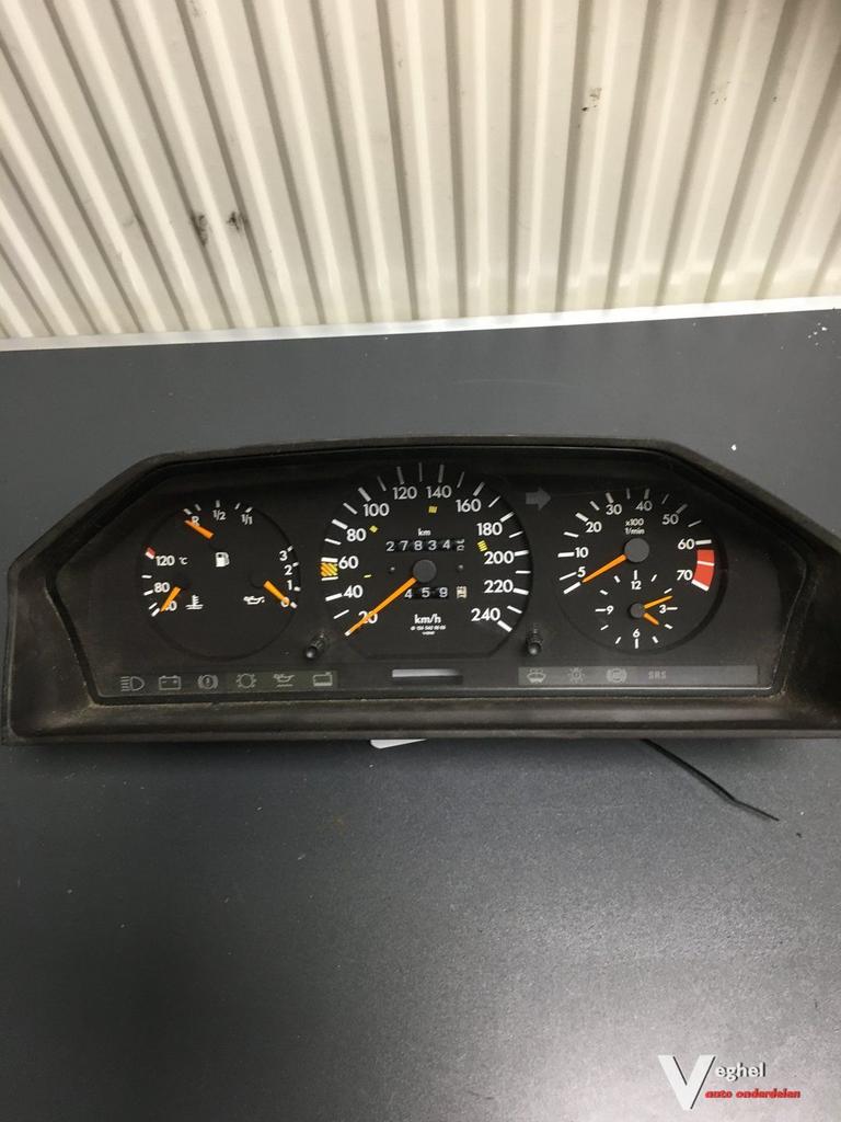 Mercedes W124  1994     Benzine      124 542 6669   Km Telle, Auto-onderdelen, Dashboard en Schakelaars, Gebruikt, -, -, Ophalen of Verzenden