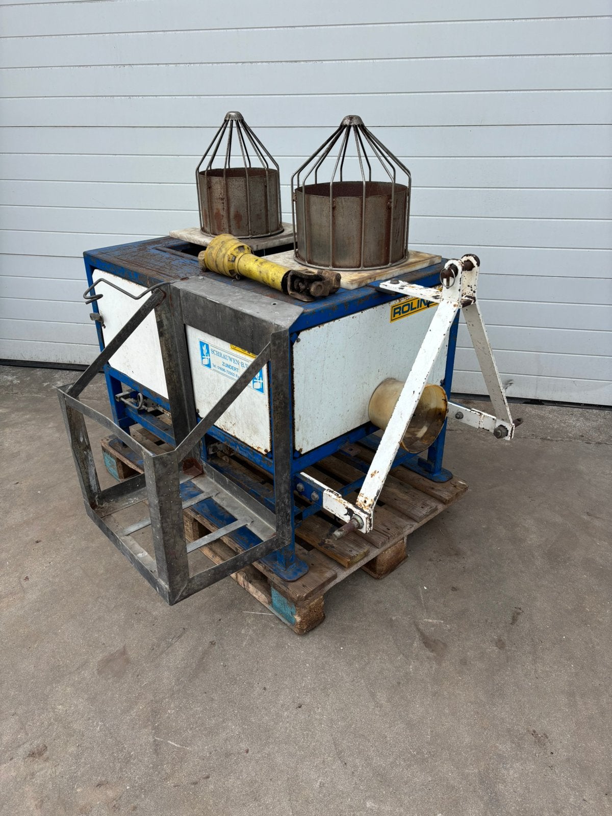 Schrauwen ingaasnetten machine, Ophalen