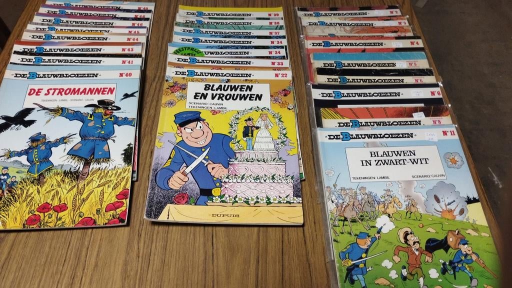 De blauwbloezen, Boeken, Ophalen