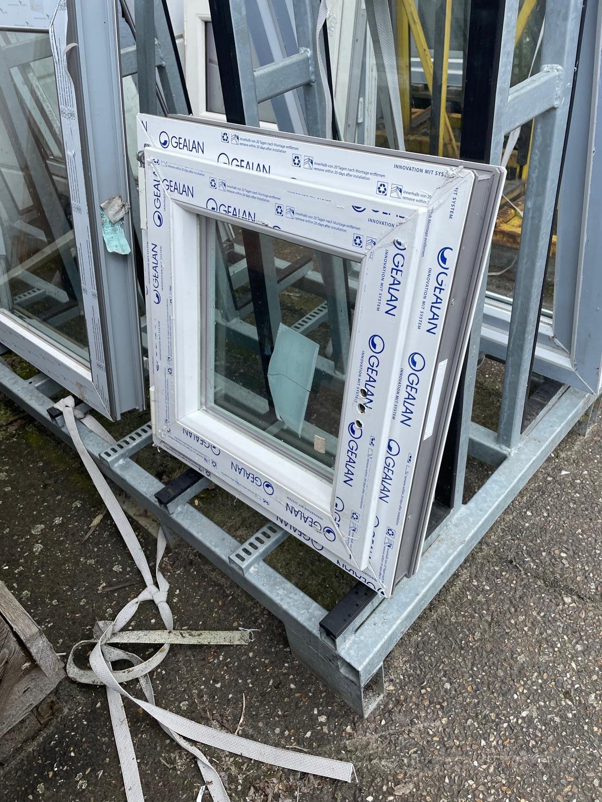 Nieuw GEALAN PVC-raam wit – 53 x 58 cm, Ophalen, Gevelraam of Ruit, Minder dan 80 cm, Minder dan 80 cm