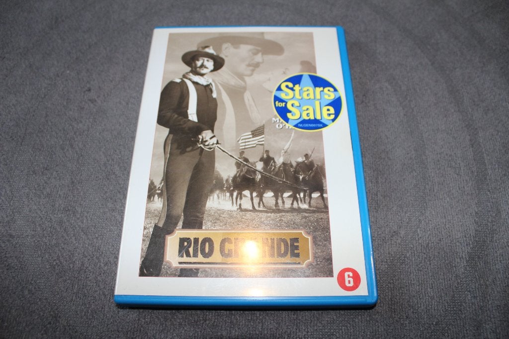 DVD Rio Grande (franse uitgave), CD & DVD, DVD | Classiques, À partir de 6 ans, Anglais, Néerlandais, Utilisé