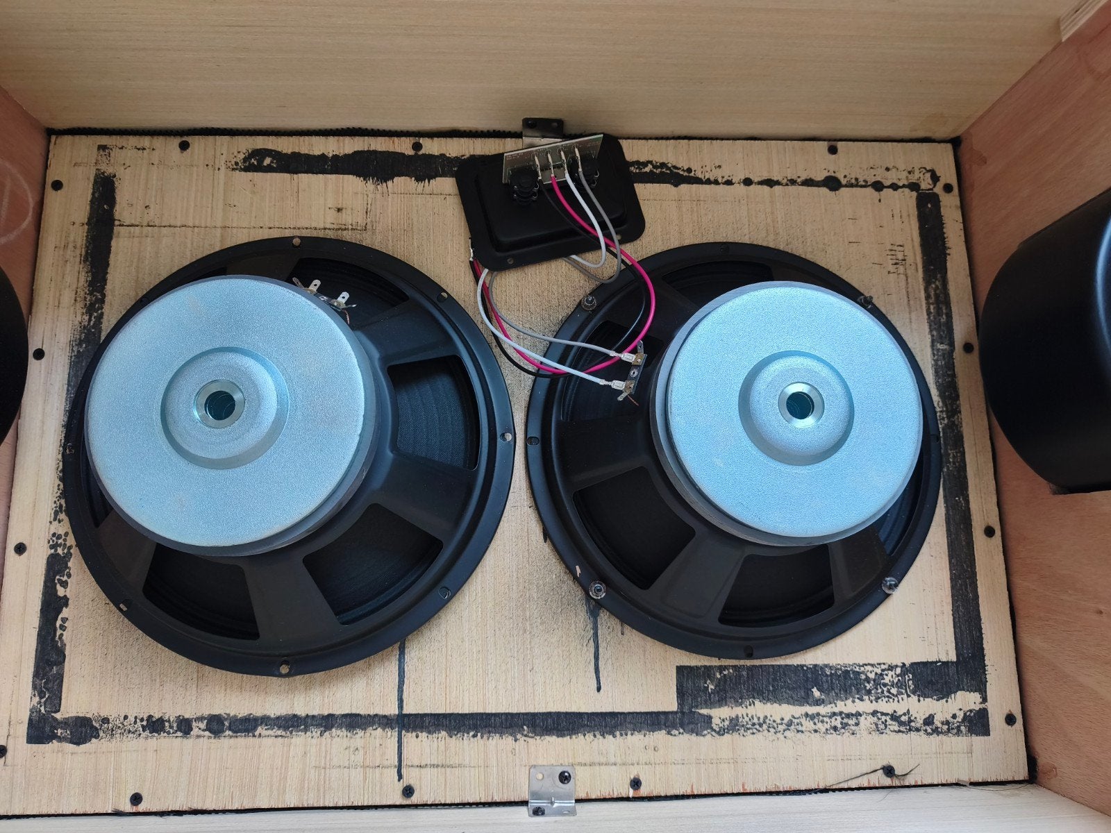 Harley Benton 100 watt speakers, 16 ohm, Muziek en Instrumenten, Ophalen of Verzenden