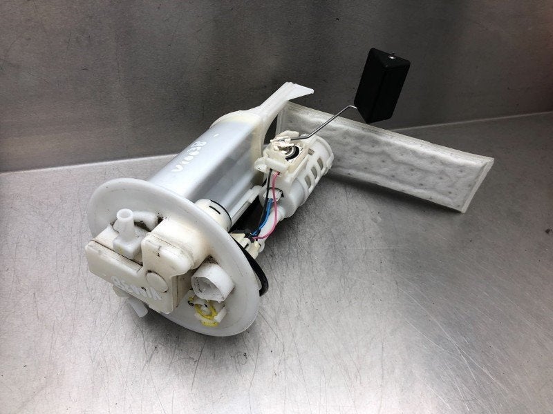 POMPE CARBURANT C Subaru Trezia (01-2011/-), Utilisé, Subaru