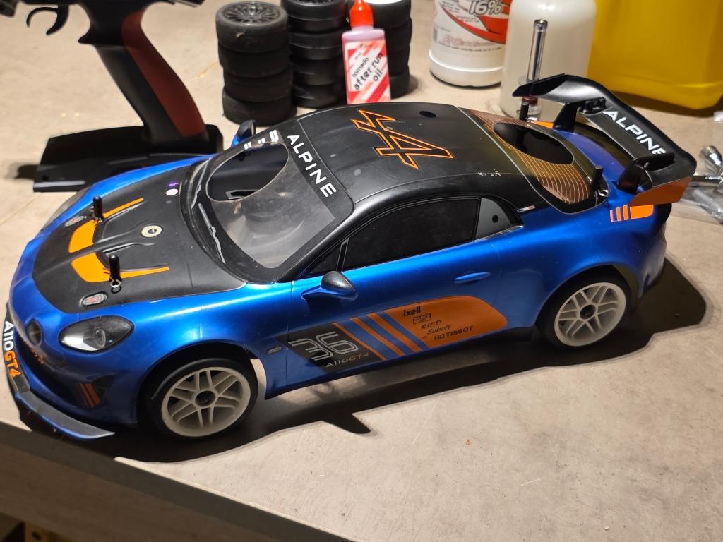Voiture rc thermique, Ophalen of Verzenden, Zo goed als nieuw, Schaal 1:10, Auto onroad