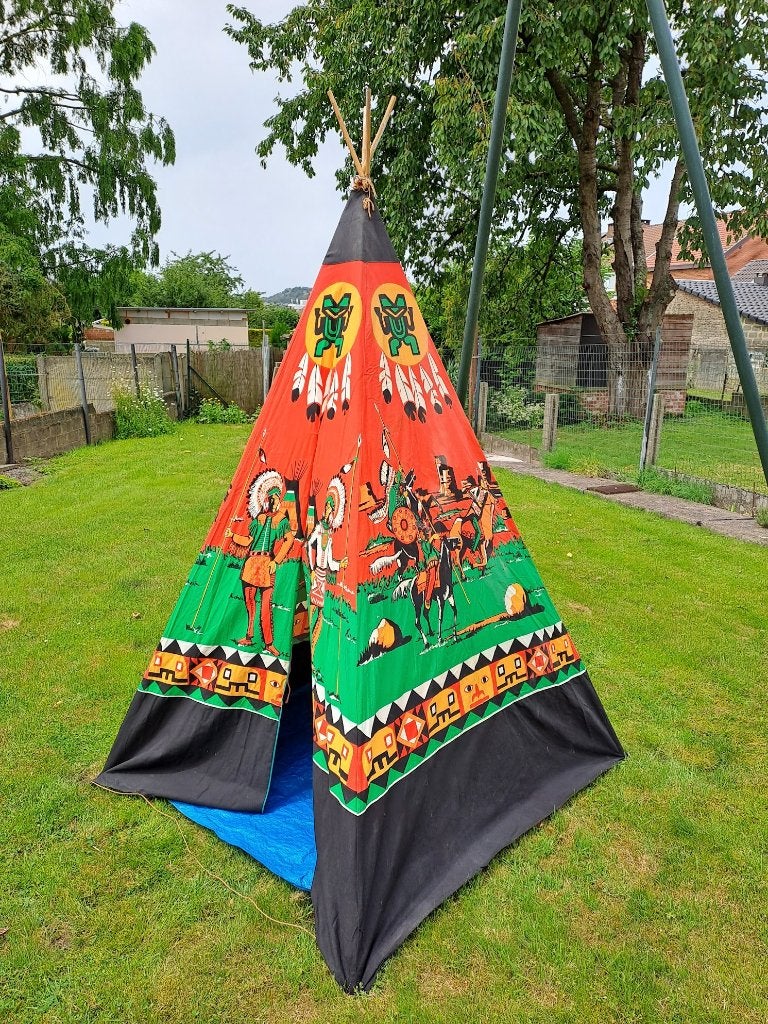 Superbe Tente Tipi / Teepee, tente indienne, Enlèvement, Utilisé