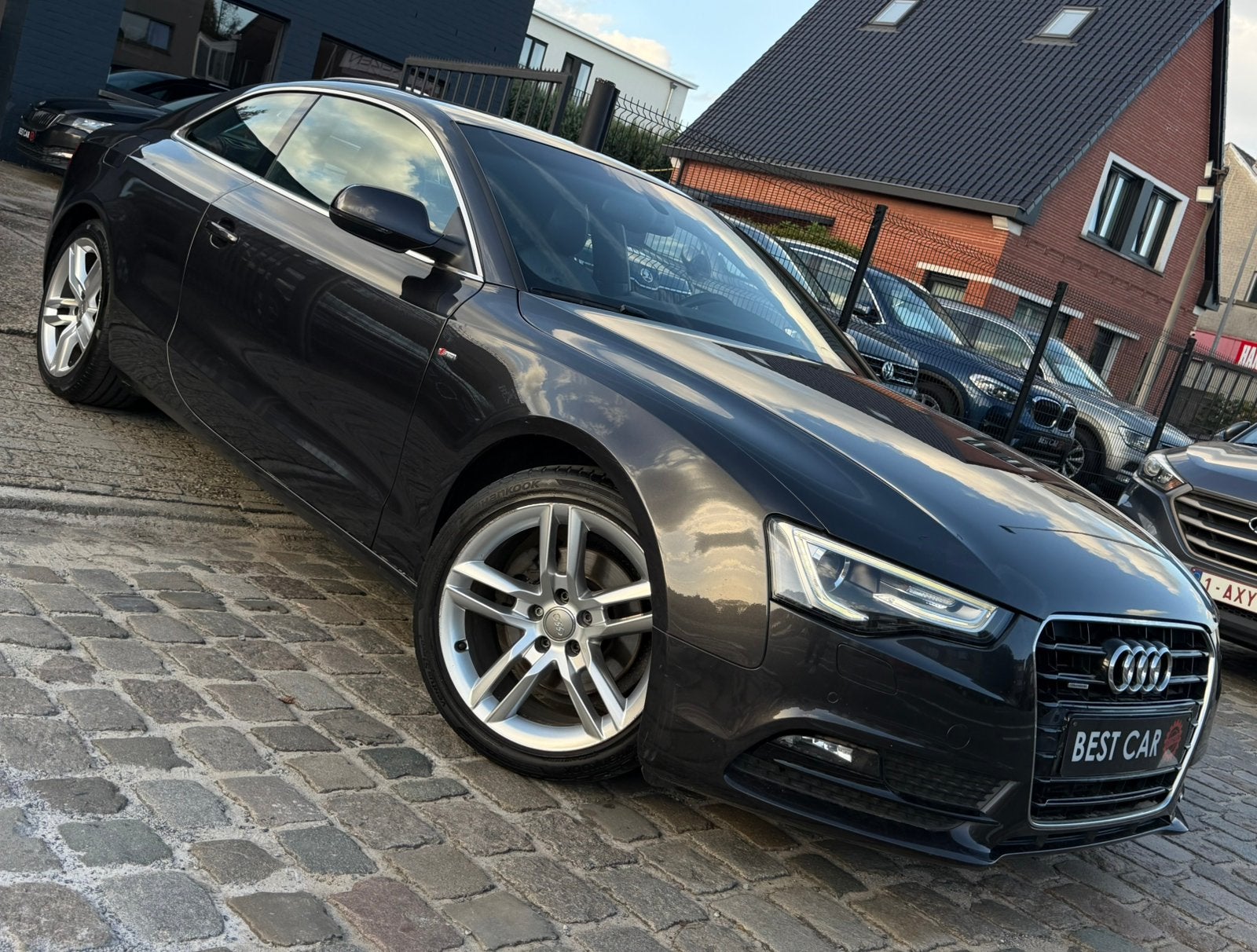 Audi A5 2.0TDi Quattro * S Line, Auto's, Bluetooth, Zwart, 4 cilinders, https://public.car-pass.be/vhr/8ad5410e-1818-4b8e-b223-969315086735