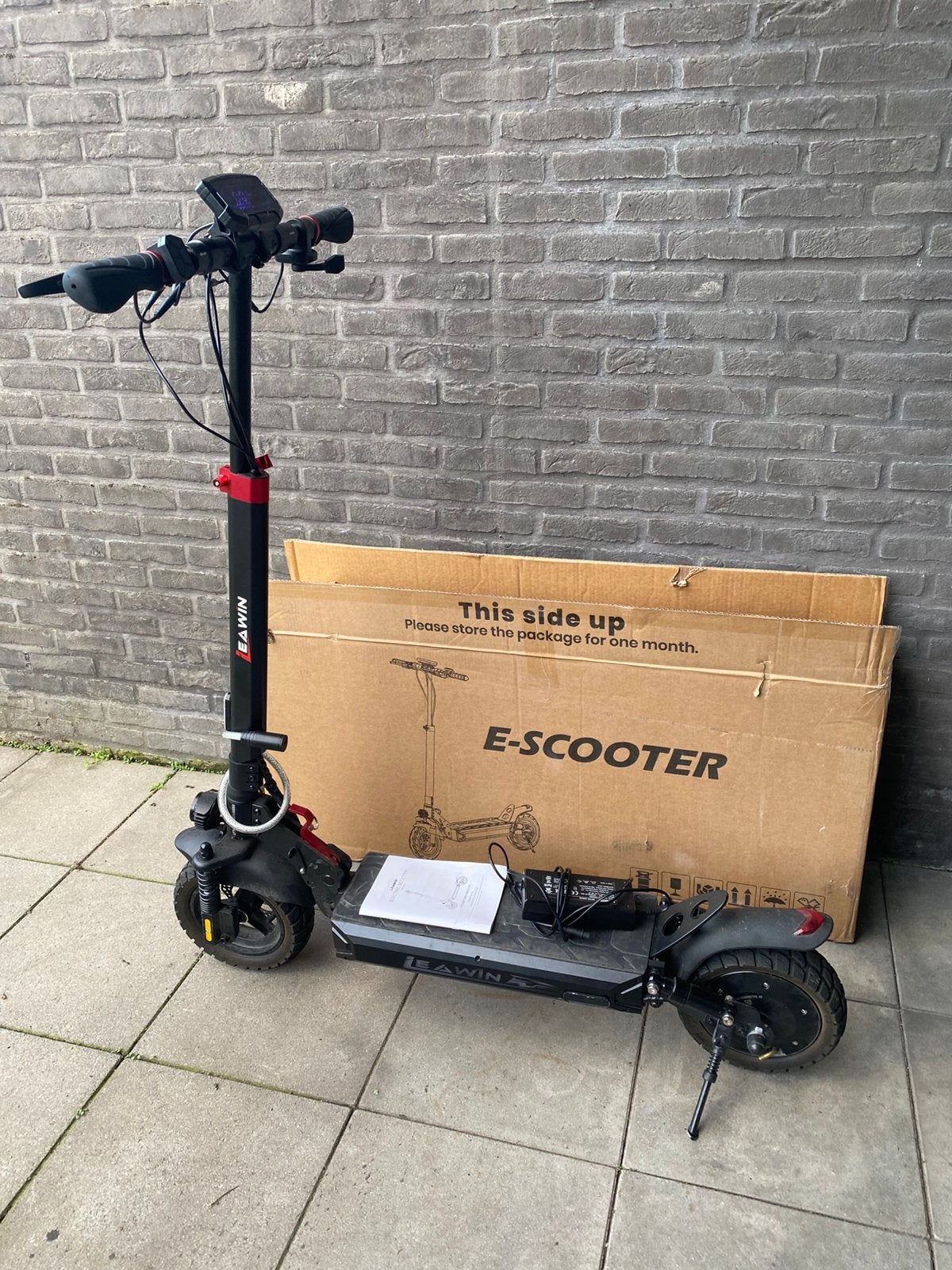 Elektrische step zogoed als nieuw 5 maanden oud, Fietsen en Brommers, Ophalen of Verzenden, Zo goed als nieuw
