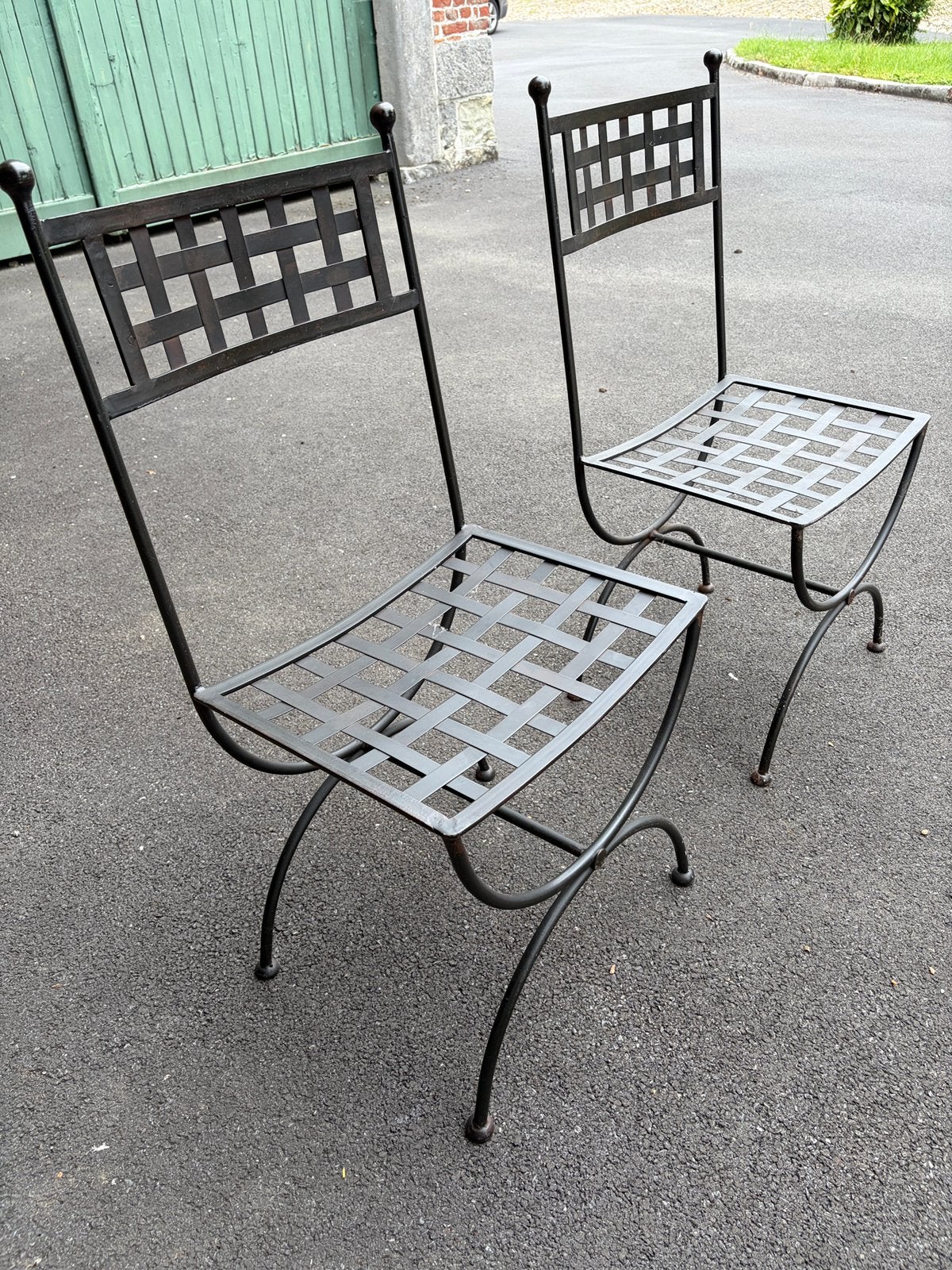 Set van twee zwarte metalen stoelen, Ophalen, Gebruikt, Twee, Zwart